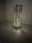 Ozdobna srebrna lapka led lampa