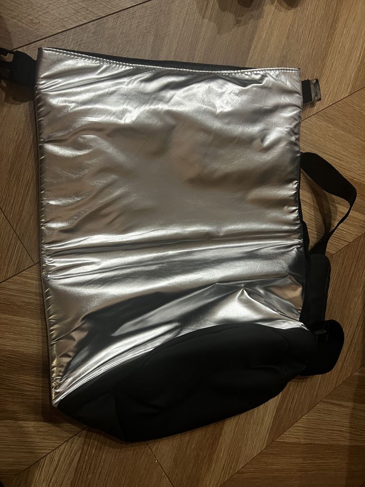 Duża torba paco rabanne oryginalna na ramie