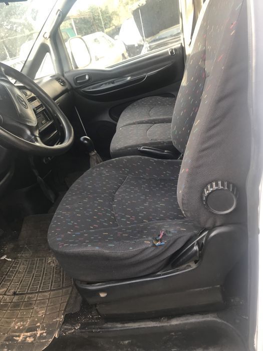 Hyundai H 1 (2.5 TD Ano 2004 para vender as peças