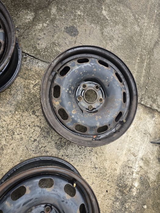 Felgi stalowe golf 4 5x112