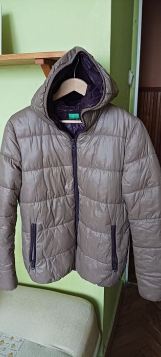 Damska kurtka United colors of benetton zimowa  z kapturem 42 Pikowana