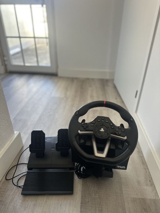 Volante ps4 em otimo estado