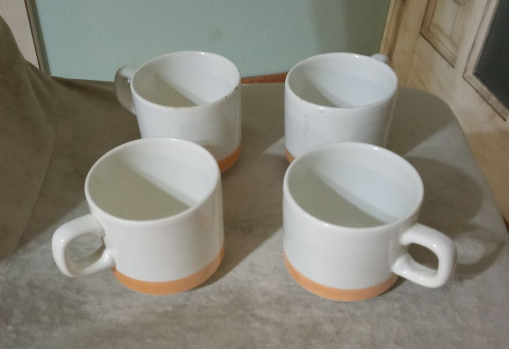 Продам чайные сервизы и чашки