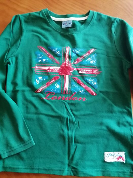 Camisolas menino 6/7 anos - 8x0,50€ = 4€