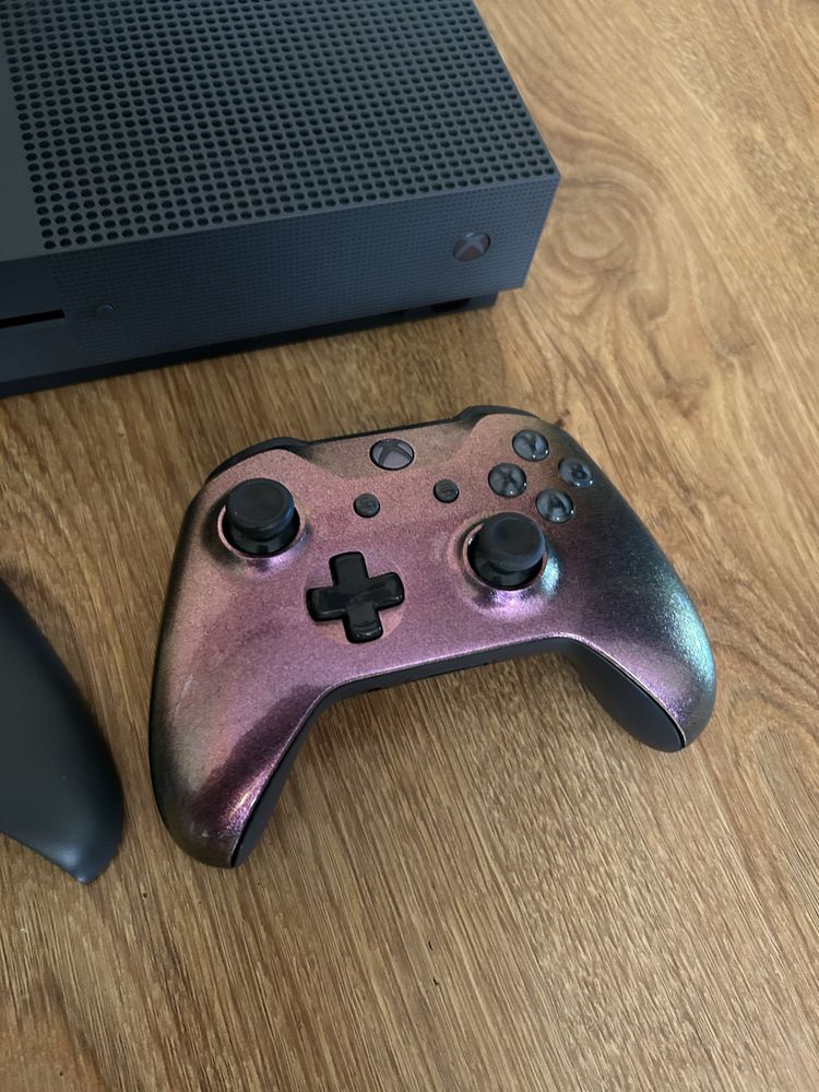 Konsola Xbox One S Limited edition Storm Grey + Karton