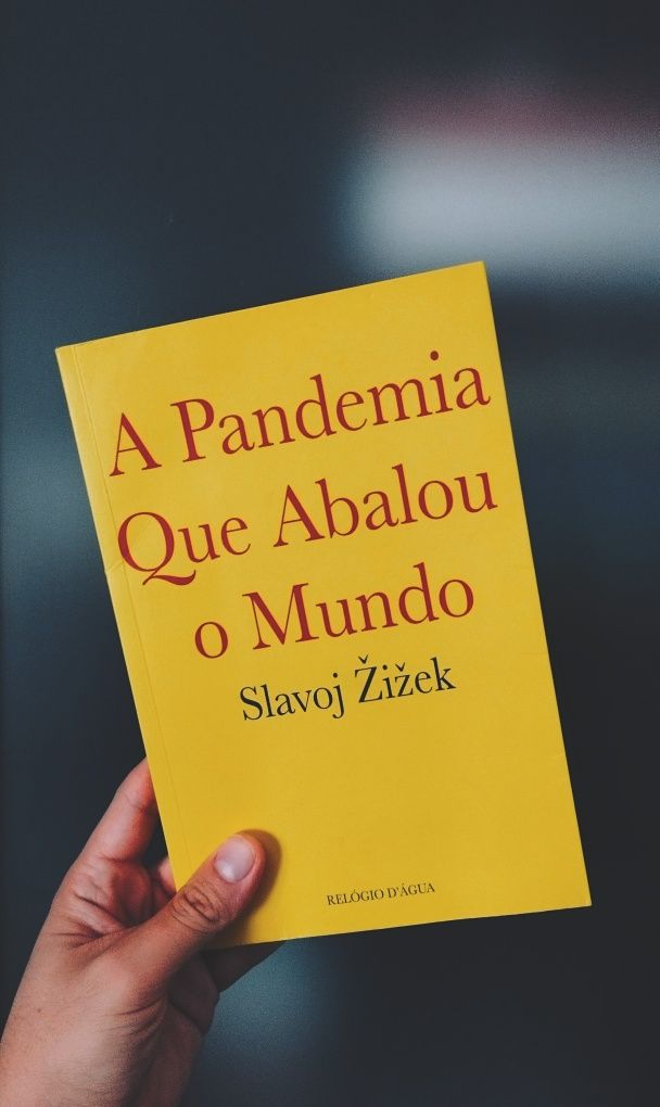 A Pandemia que Abalou o Mundo (Slavoj Zizek)