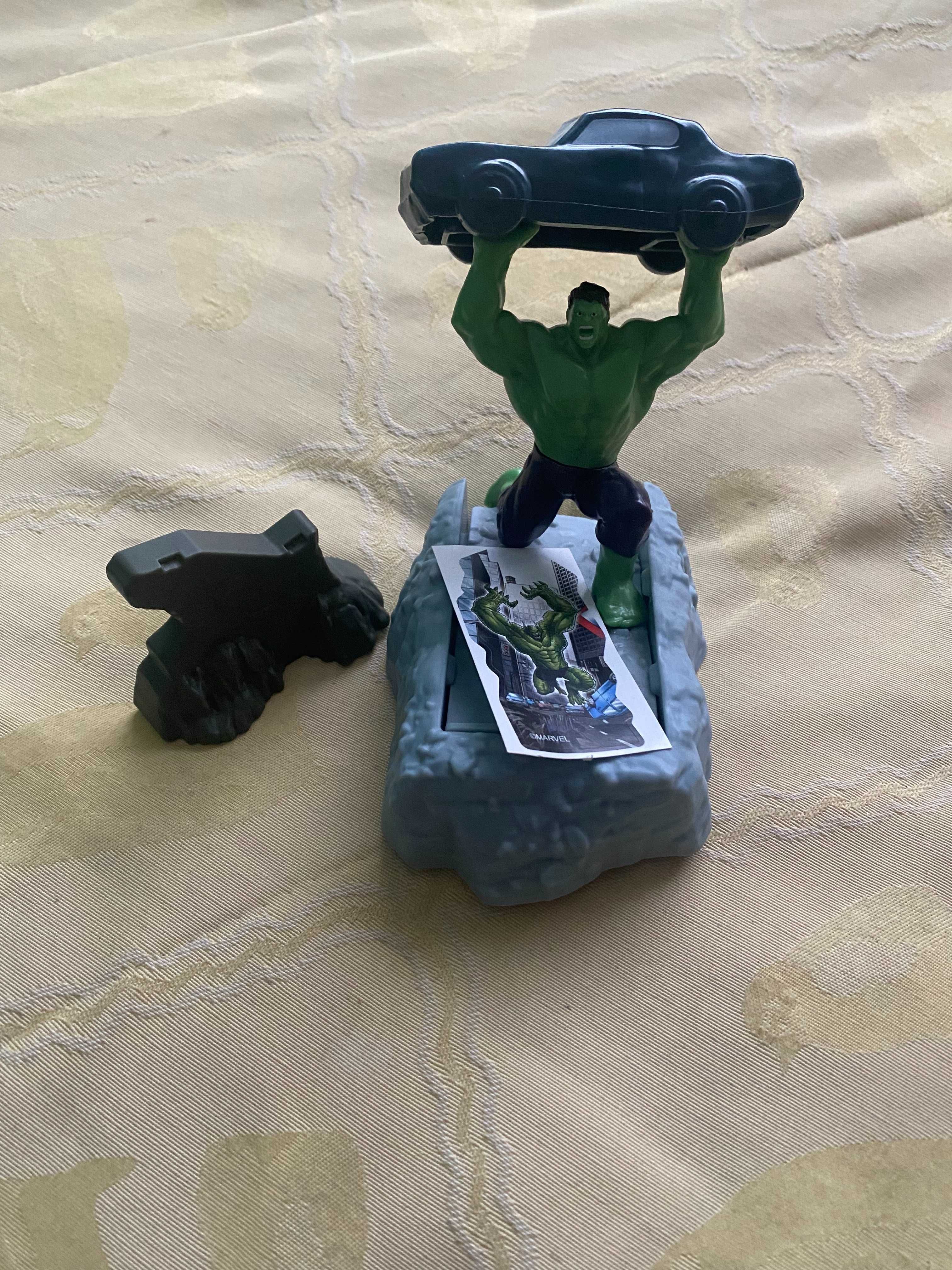 Figura Hulk Marvel c/ Sticker