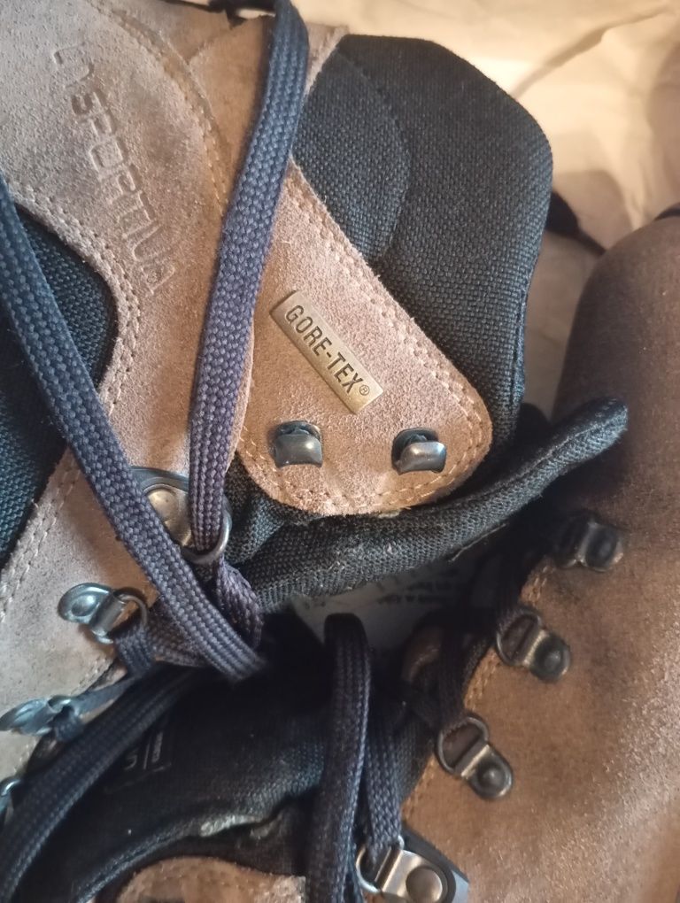 Buty trekkingowe La sportiva r 38 jak nowe
