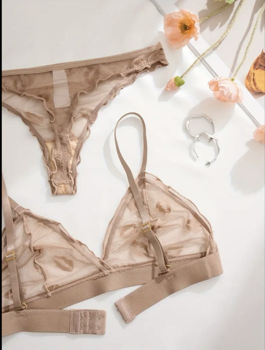 Нижнее женское белье, жіноча спідня білизна