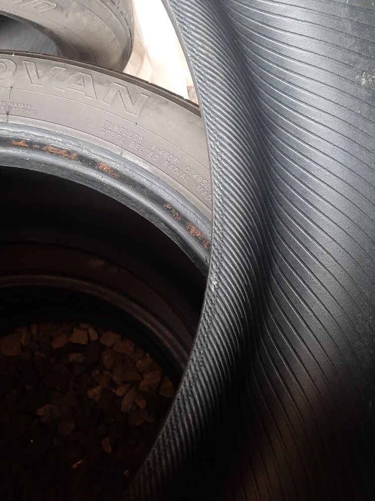 Покрышки Yokogama Advan 205/55R16 комплект.