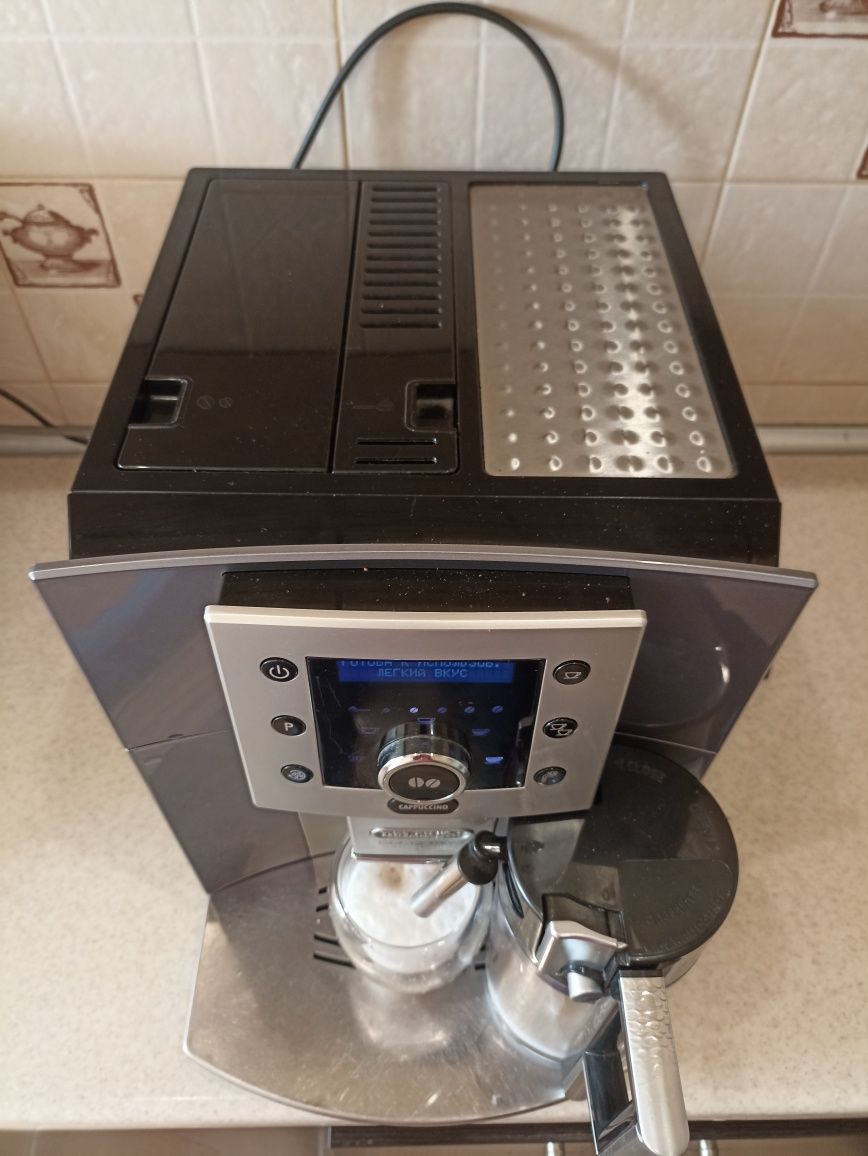 Кавомашина Delonghi perfecta