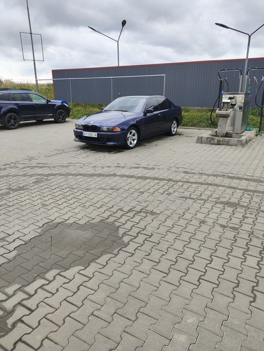 В продажі BMW е39