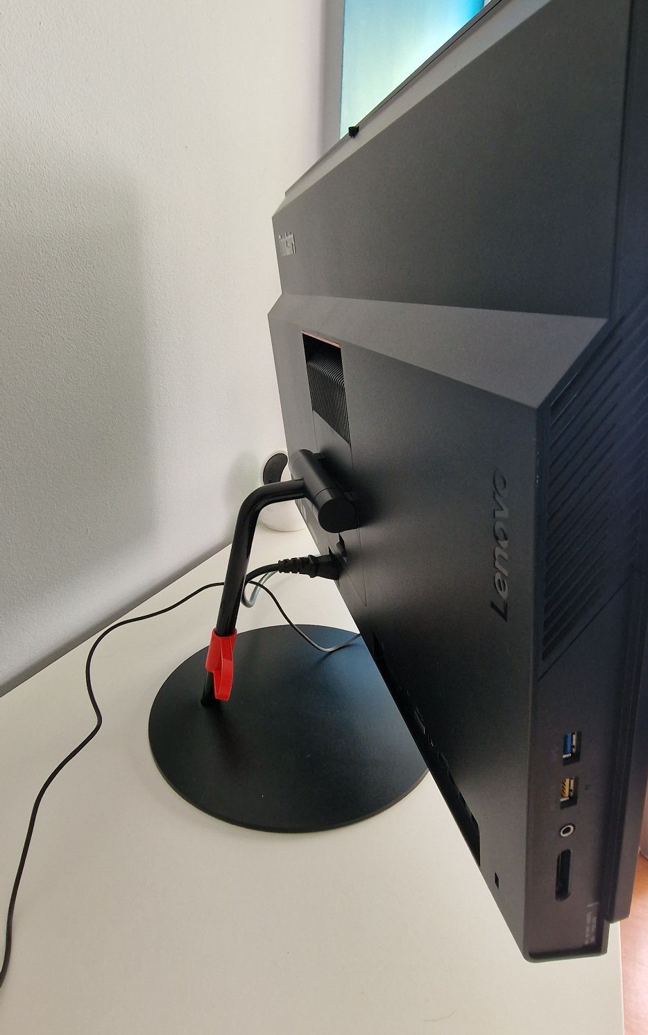 ThinkCentre  MT-M i5-16GB- 512GB Win 11 pro + Office