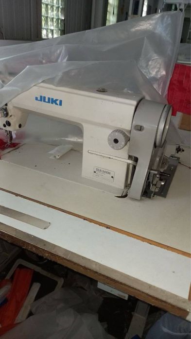 Промислові швейні машини JUKI та SUNSTAR