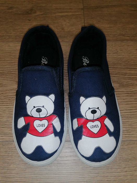 Tenisówki, kapcie chłopięce, misie, r. 31/32