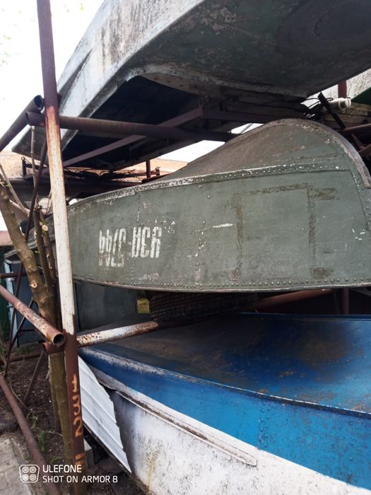 Продам 2а бокса,11 причал/Вырва/