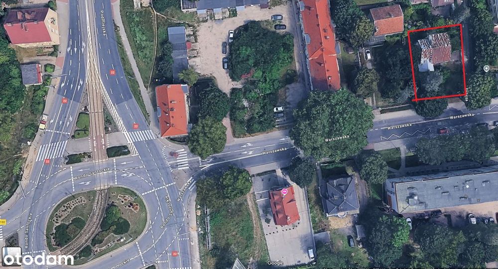 Dom w centrum z dużą działką