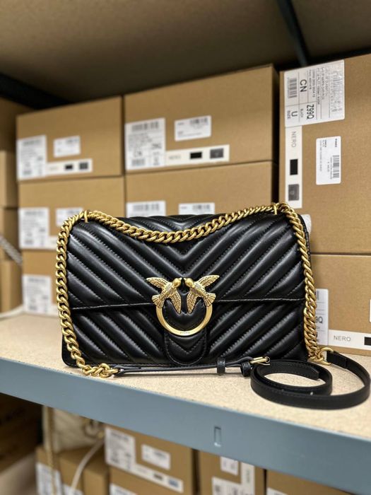 Чёрная пинко медиум италия оригинал