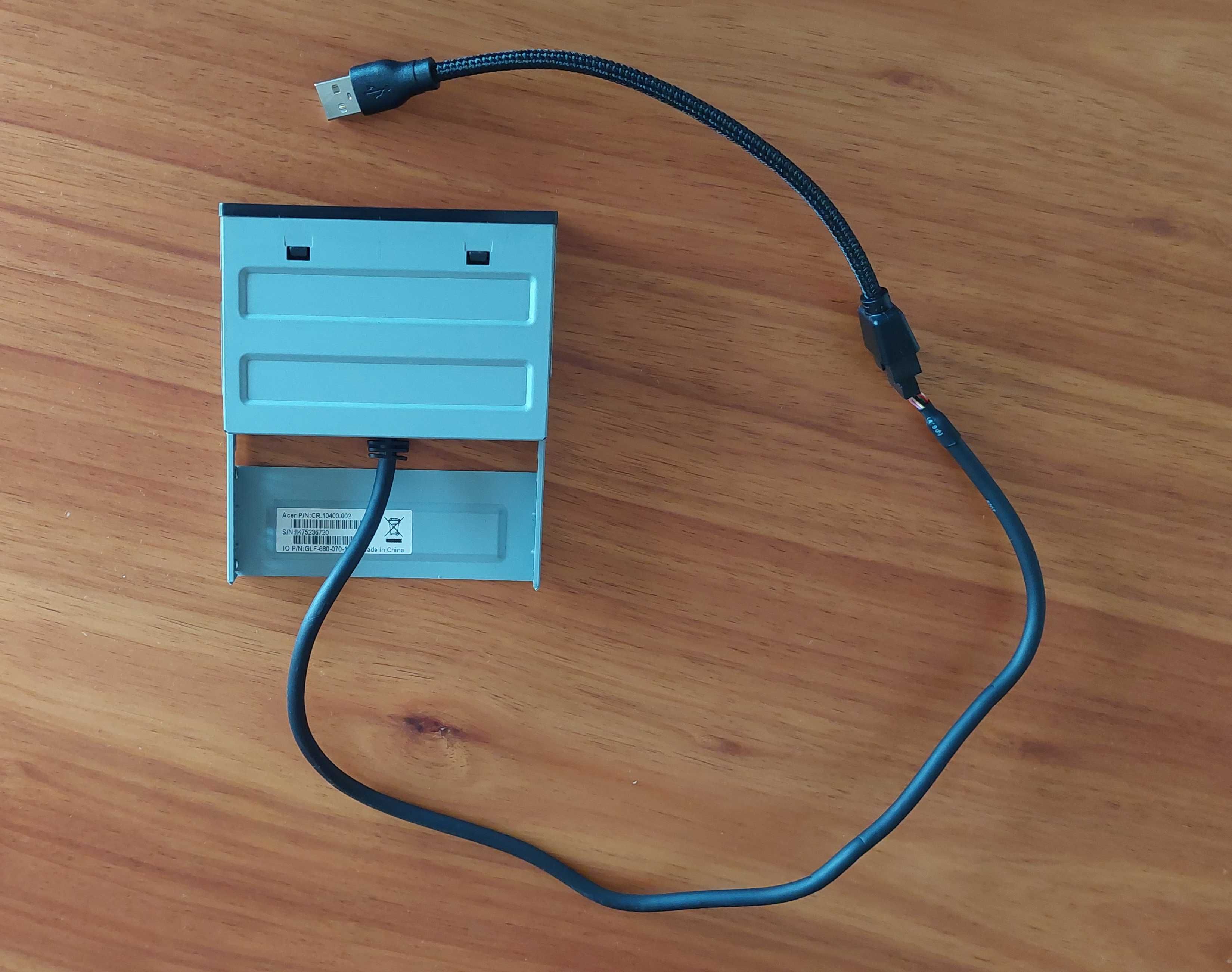 Leitor de Cartões Acer com porta USB
