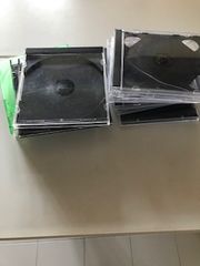 capas para CDs e DVDs tudo a 1 euro