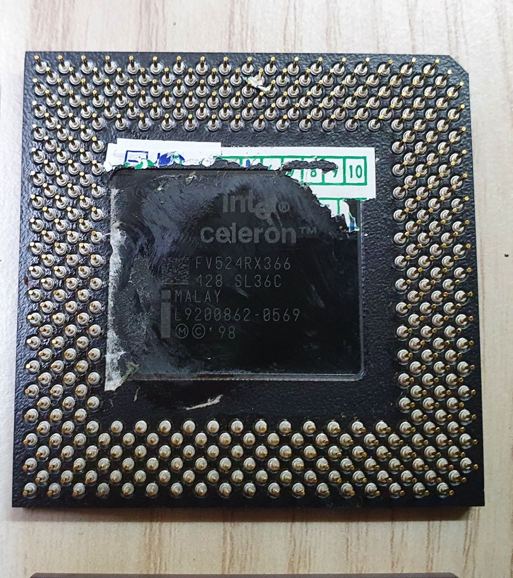 RETRO PC: procesory Celeron 400 i Celeron 366