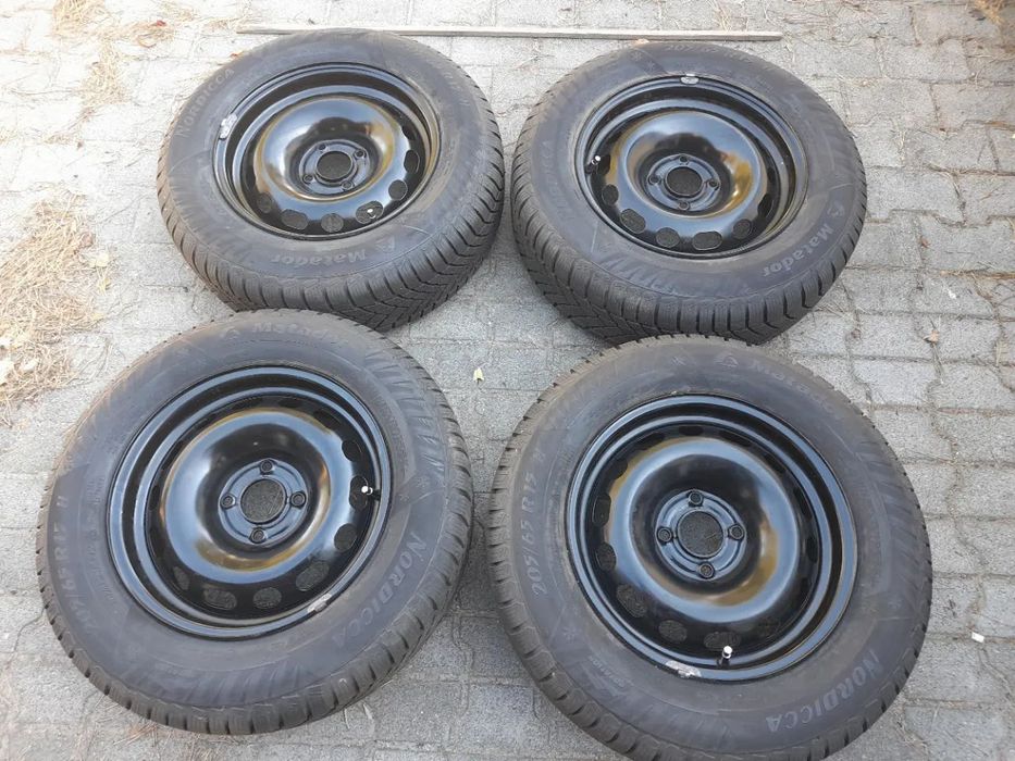 Koła felgi stalowe Peugeot 4x108 15cali opony 205/65/15 Matador Nordicca