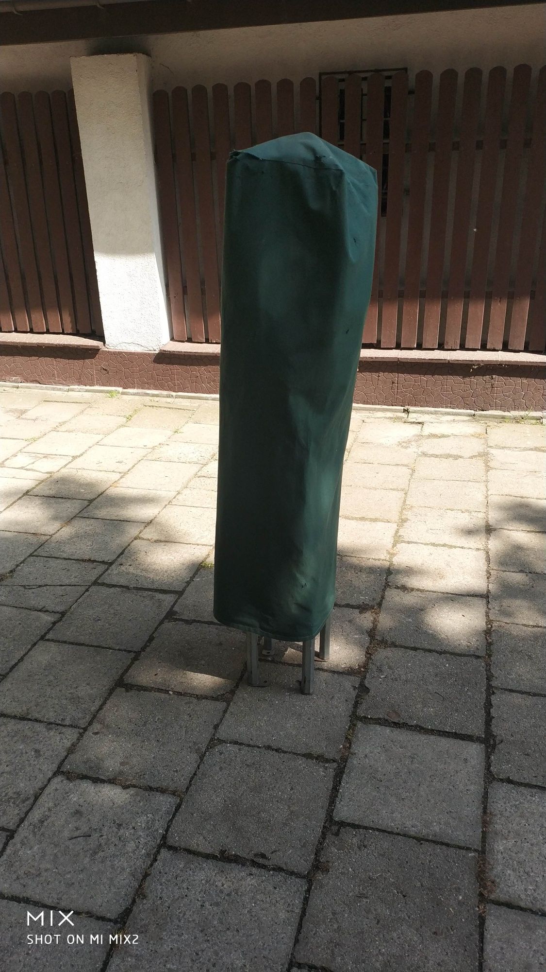 Namiot do ogrodu na działkę handlowy