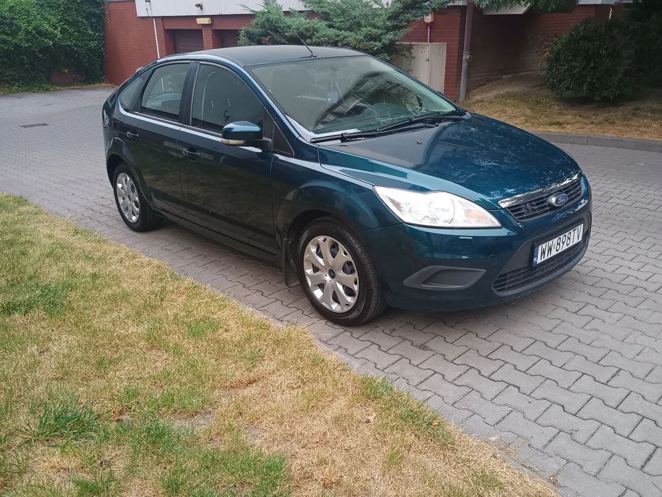 Ford Focus Zwinny kompaktowy samochód idealny do codziennego jeźdzenia
