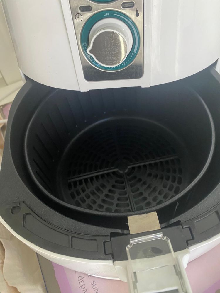 Fritadeira sem óleo KUBO KBAF2173 ( 2.5 L - branco)