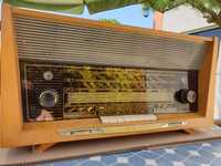 Radio antigo Grundig 3095 /56