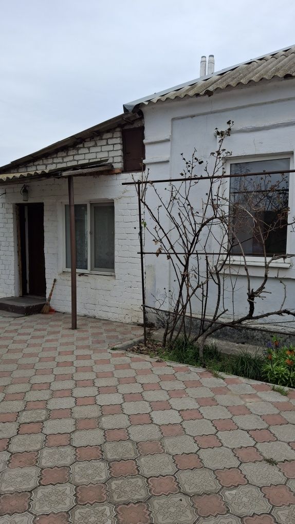 Продаётся  добротный дом в Варваровке.