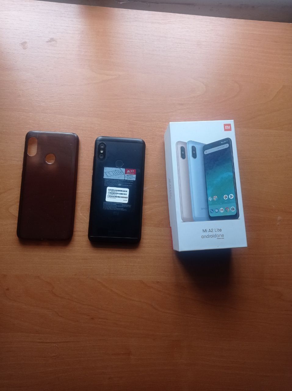 Продам тел Xiaomi Mi A2 Lite 4/64