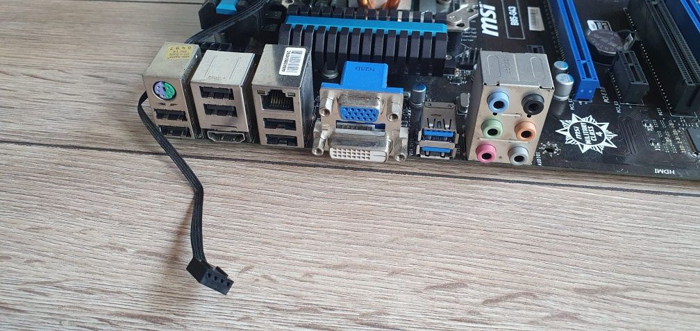Płyta główna MSI B85-G43 z procesorem Intel Core i7 4790K 4rdzeniowy 4