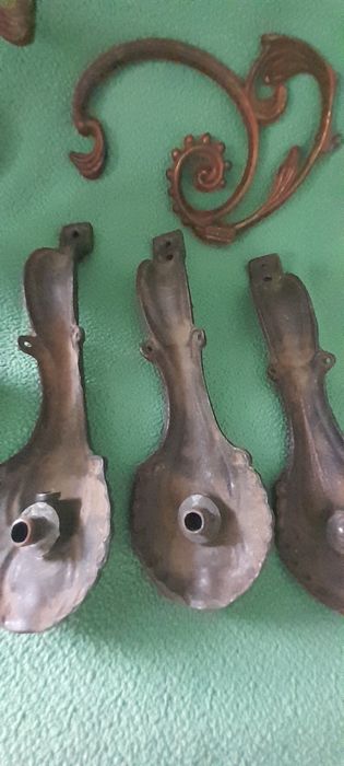 Ozdoby,części z brązu lub mosiądzu