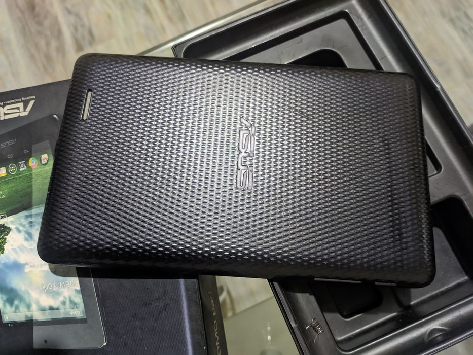 Asus memo pad планшет як на запчастини
