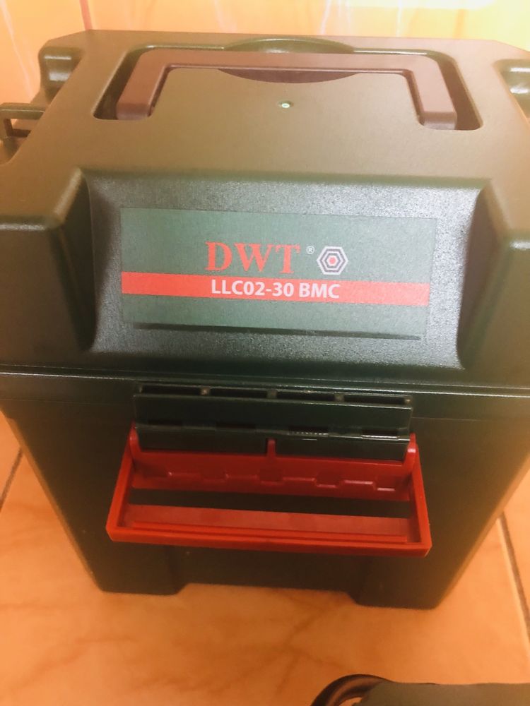 Лазерный нивелир| DWT LLC02-30