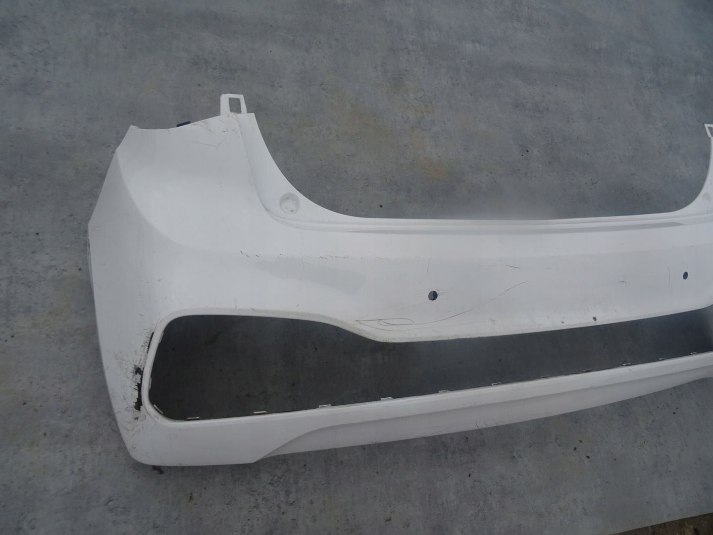 ZDERZAK tył HYUNDAI I20 II LIFT 18-20