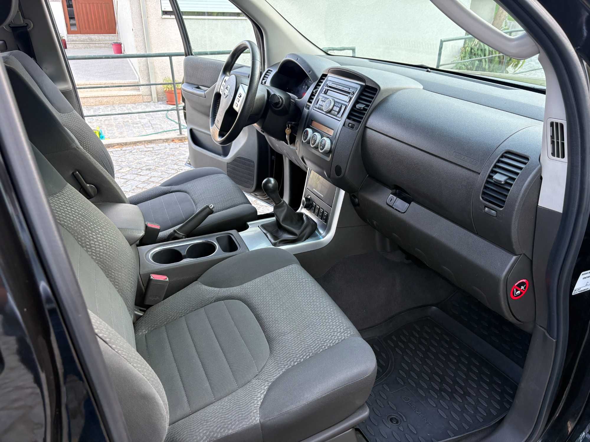 Nissan Navara 4x4 2.5DCi 190cv SPORT cabine dupla 5 lug Hardtop