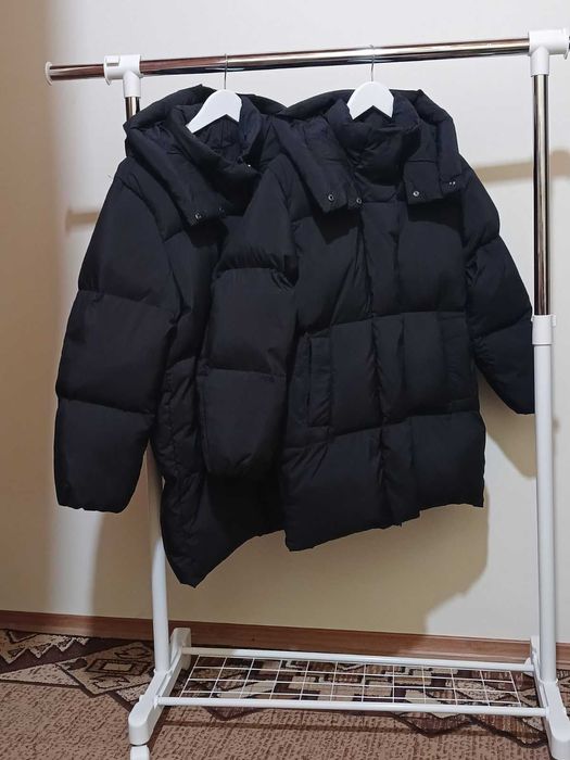 ZARA.Пуховик дівчатам