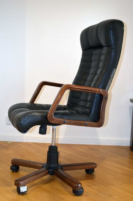 Крісло офісне / комп'ютерне  Атлантіс Екстра