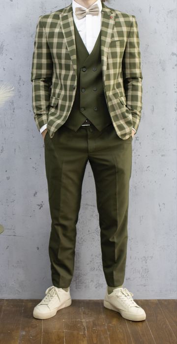 Чоловічий костюм ADO, розмір 52 (трійка)