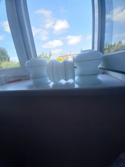 Klosze na żyrandol lub kinkiet 30 zł sztuka