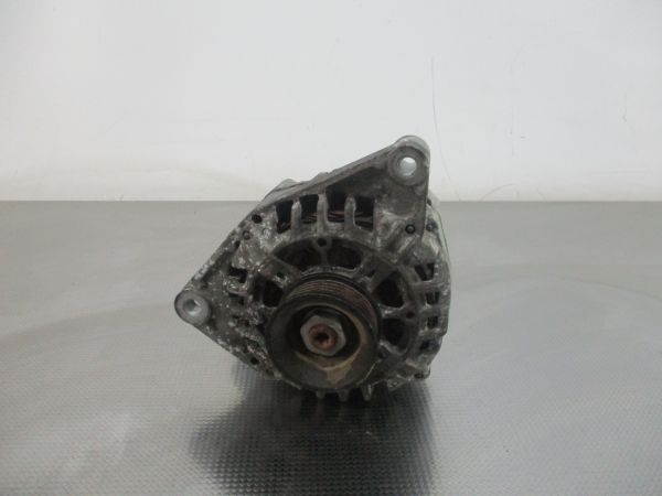 Alternador VOLKSWAGEN Passat (3B3)