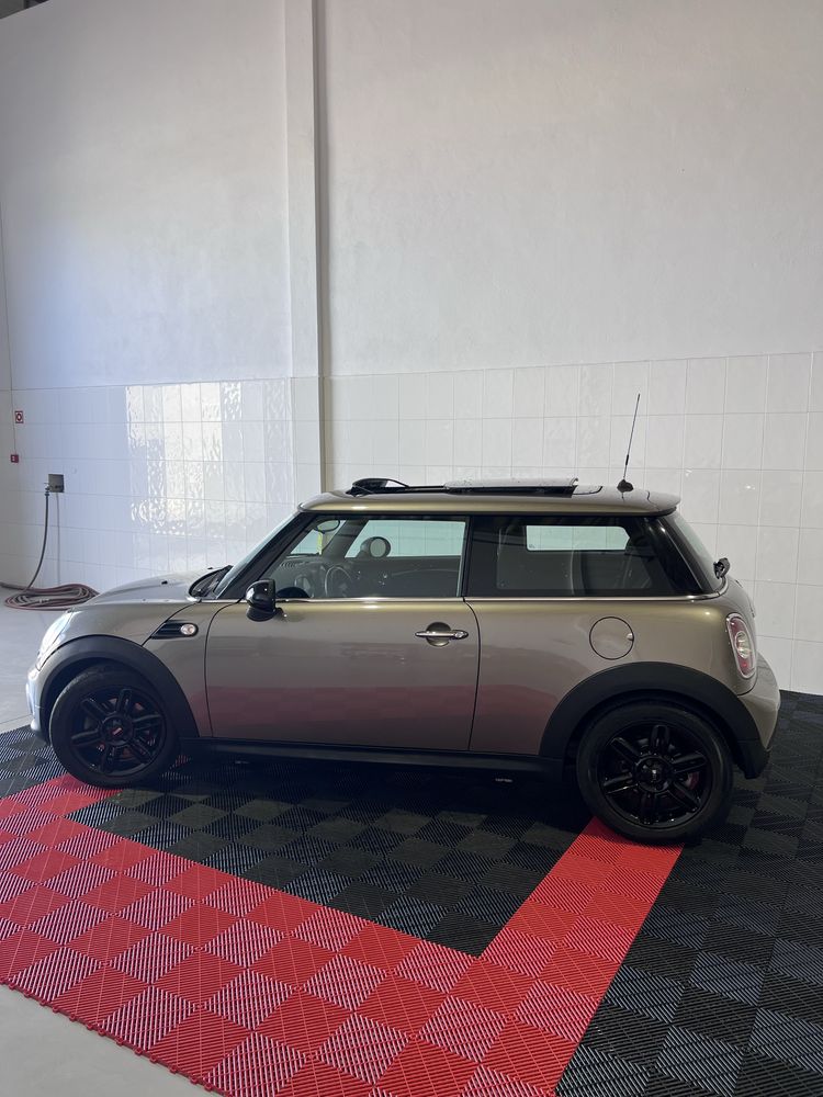 Mini Cooper D 1.6 2012