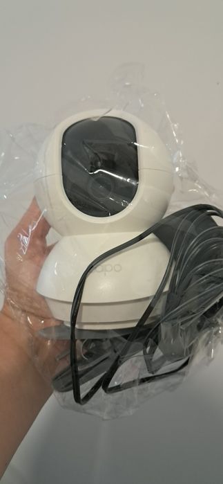 2 Câmaras de Vigilância TP-Link Tapo C200 – Como Novas!