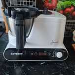 Robot kuchenny Severin James 
SEVERIN KM 3895