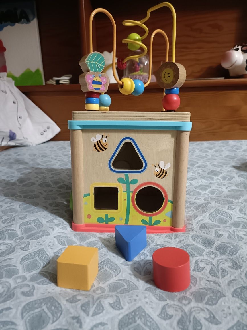 Brinquedo multifuncional para criança