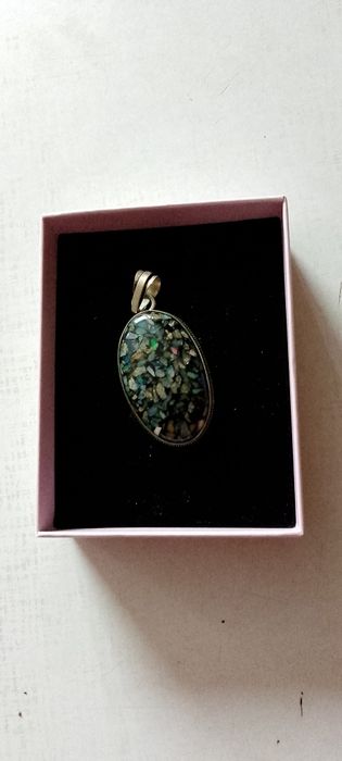 Продам серебряный кулон