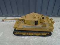 TYGRYS PzKpfw VI Tiger Czołg 1:16 Model Hachette