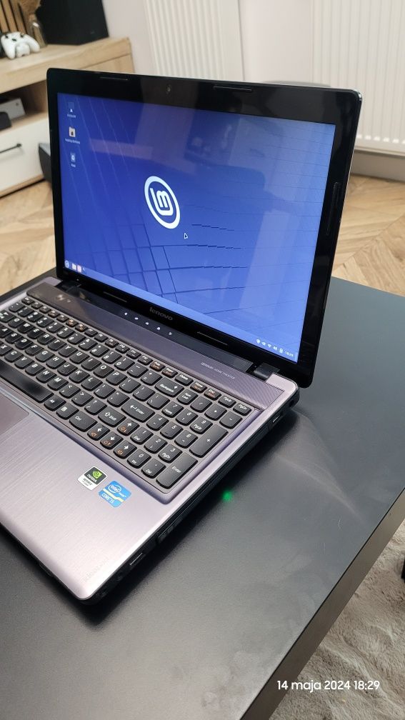 Laptop Lenovo Ideapad Z580